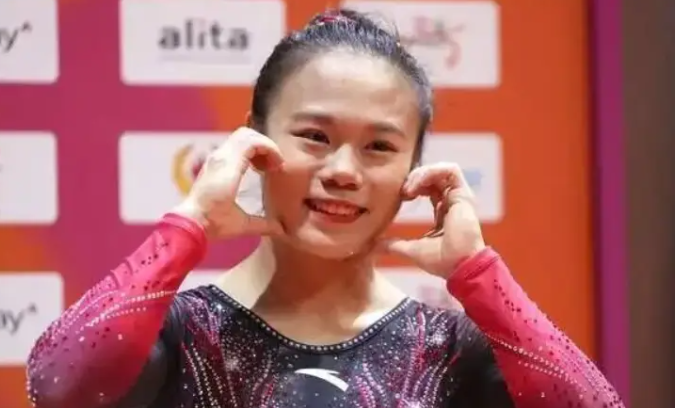 18岁平衡木新星崛起｜张清颖世锦赛夺1金1铜